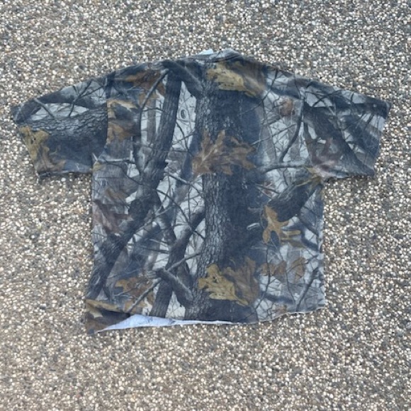 Cabela’s realtree camo tee - Picture 2 of 2